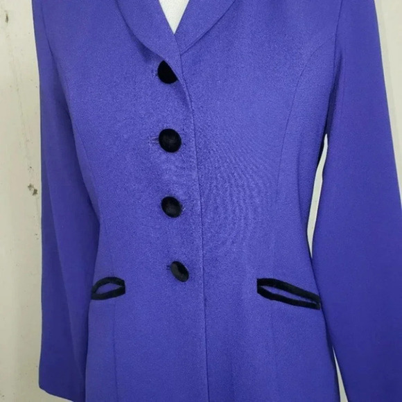 Amanda Smith 4P Purple equestrian style blazer‎ w/ black velvet trim - Picture 5 of 6